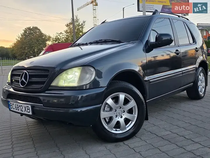 Mercedes-Benz M-Class
