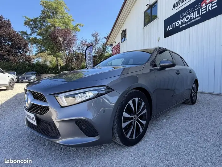Mercedes-Benz A-Class 2022 photo 3