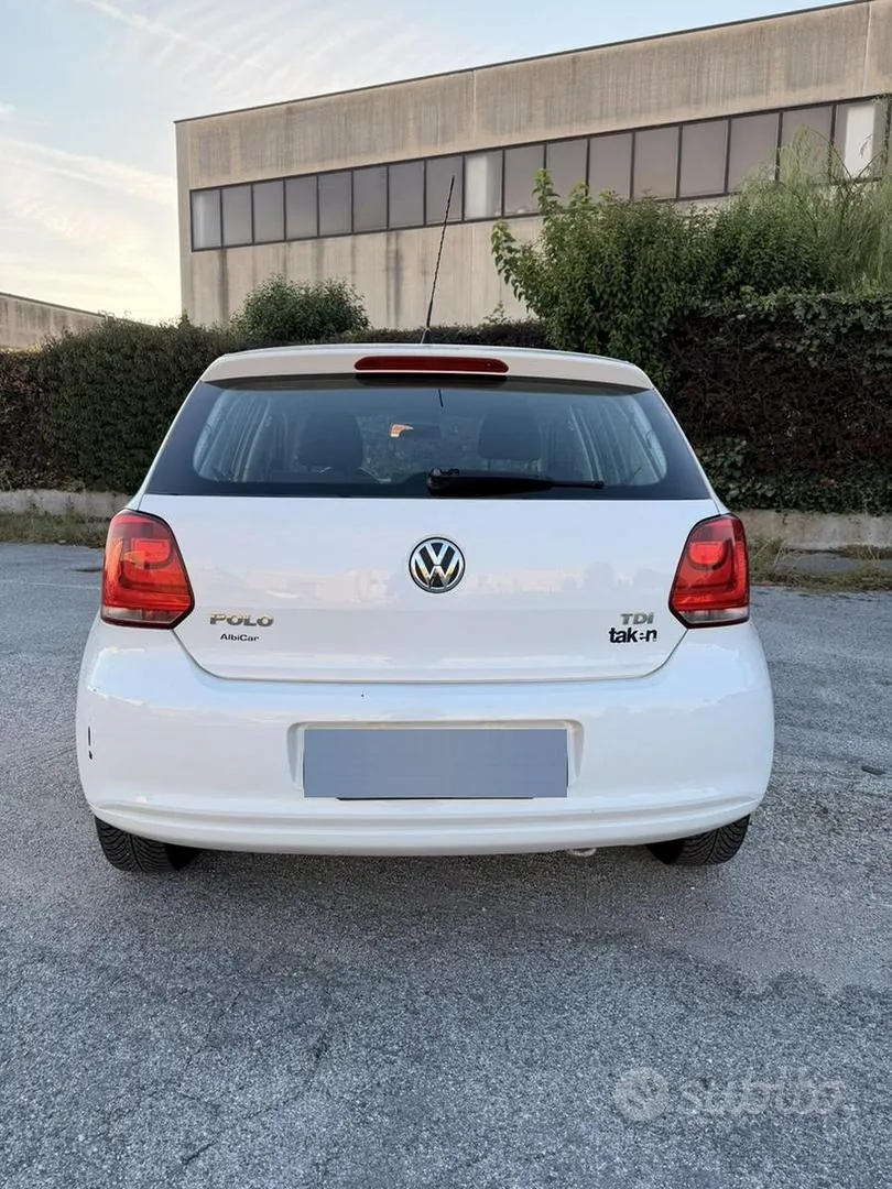 Volkswagen Polo 2010 photo 5