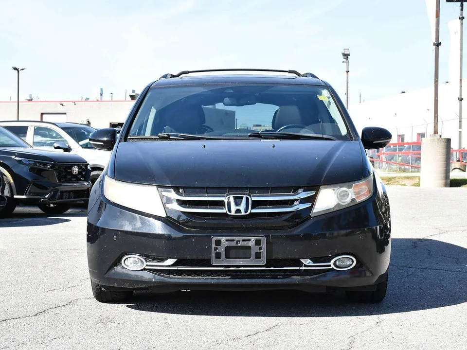 Honda Odyssey 2014 photo 2