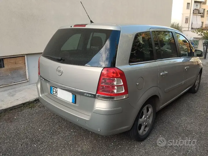 Opel Zafira 2011 photo 5