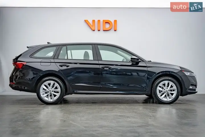 Skoda Octavia 2021 photo 5