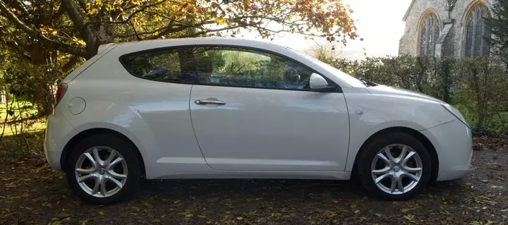 Alfa Romeo Mito 2010 photo 2
