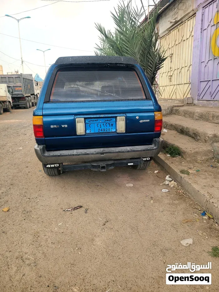 Toyota Fortuner 1992 photo 2