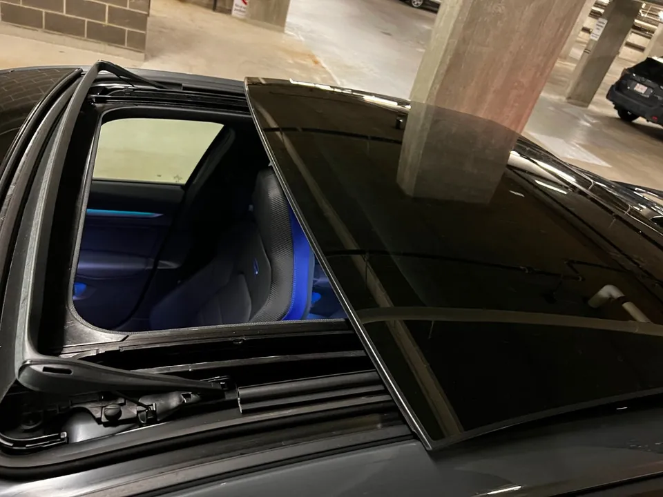 Volkswagen Golf R 2026 photo 5