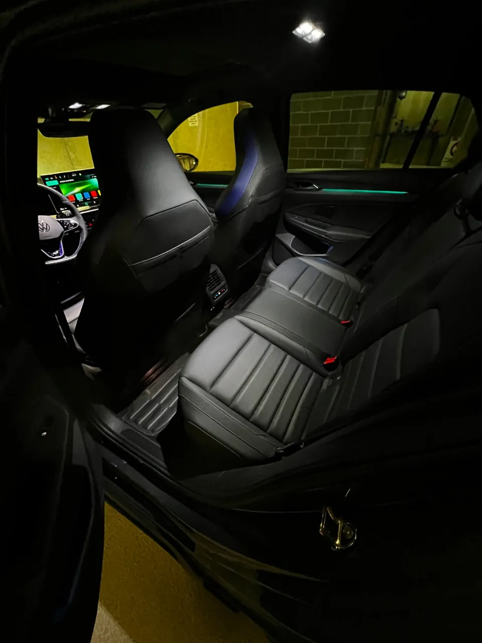 Volkswagen Golf R 2026 photo 4
