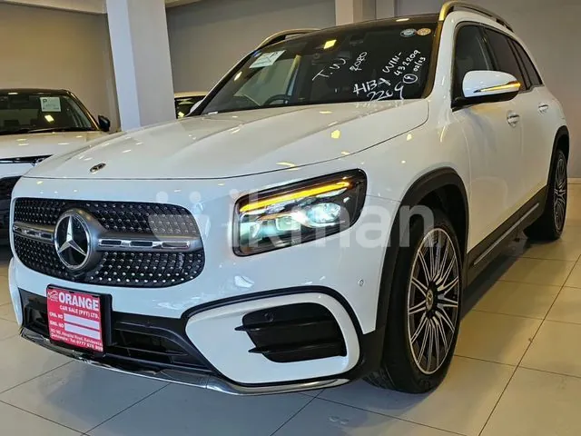 Mercedes-Benz Glb 180 2025 photo 3