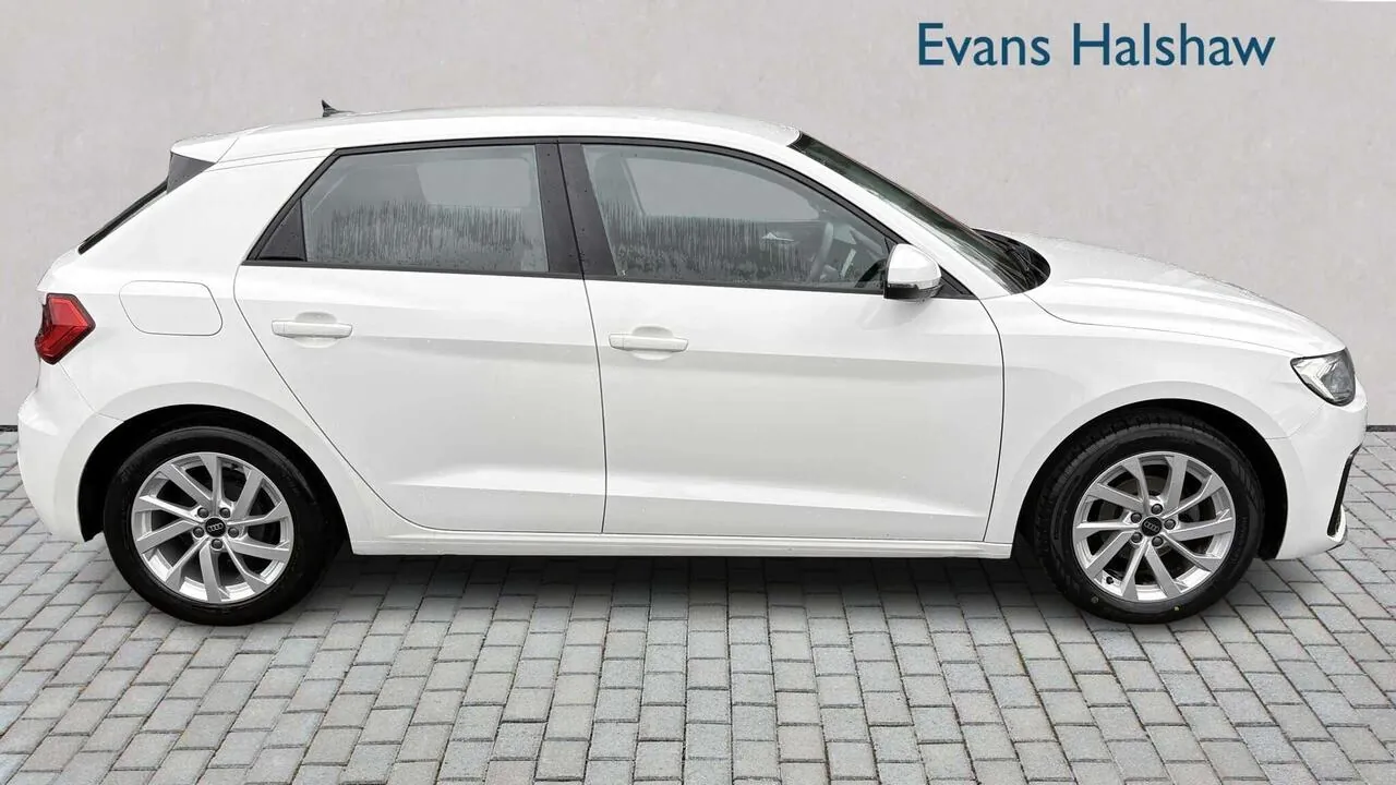 Audi A1 2023 photo 4