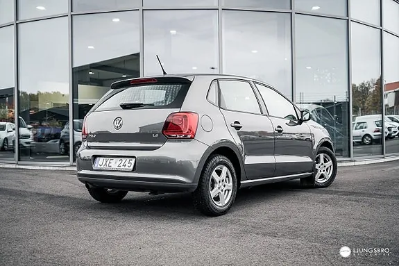 Volkswagen Polo 2010 photo 2