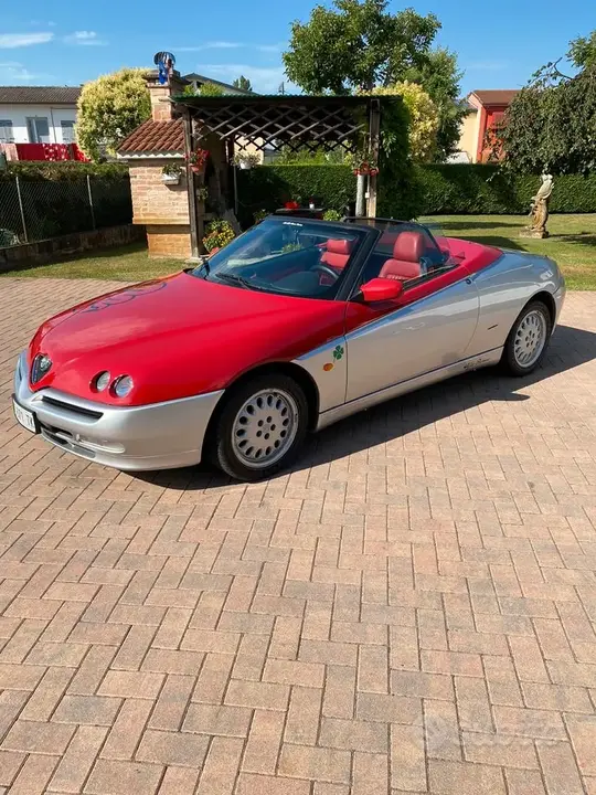 Alfa Romeo Gtv Spider 1997 photo 2