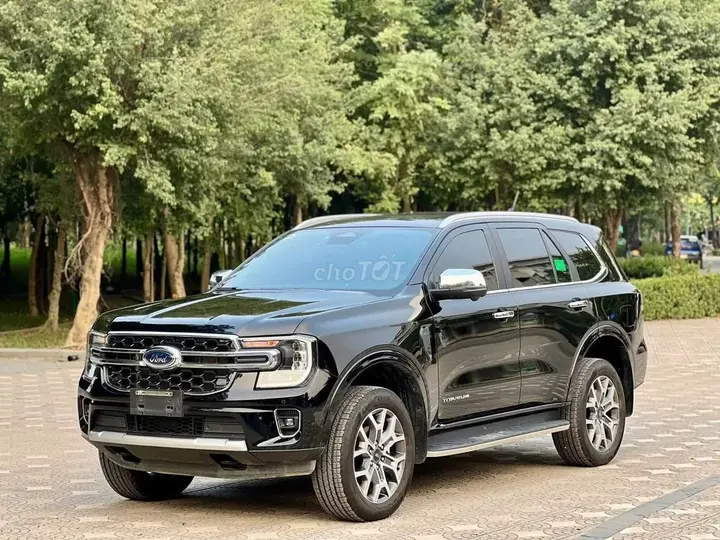 Ford Everest 2025 photo 2