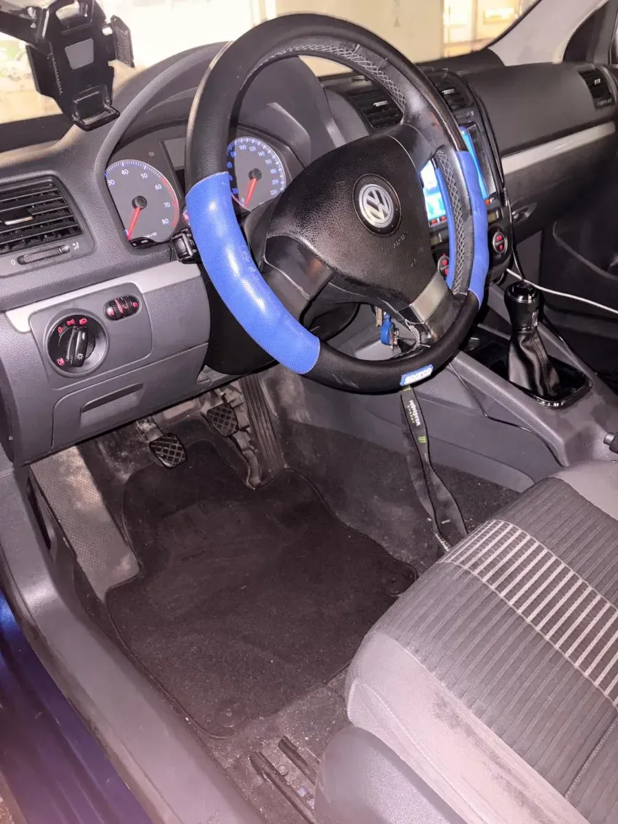 Volkswagen Golf 2008 photo 3