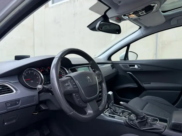 Peugeot 508 2013 photo 3