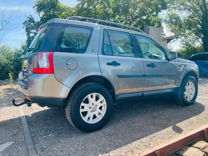 Land Rover Freelander 2 2007 photo 4