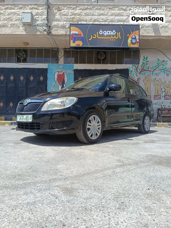 Skoda Fabia 2013 photo 4