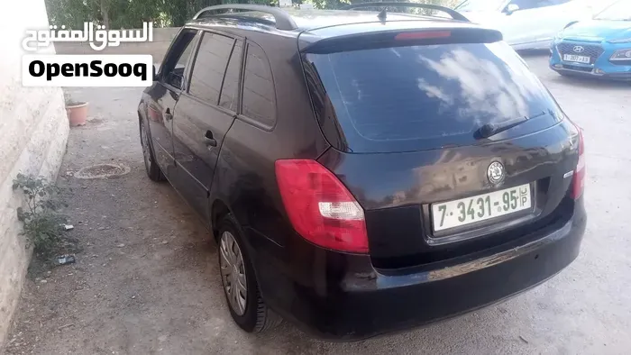 Skoda Fabia 2013 photo 2