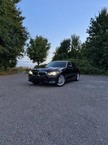 BMW 330E