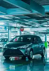 Toyota Vitz 2017 photo 2