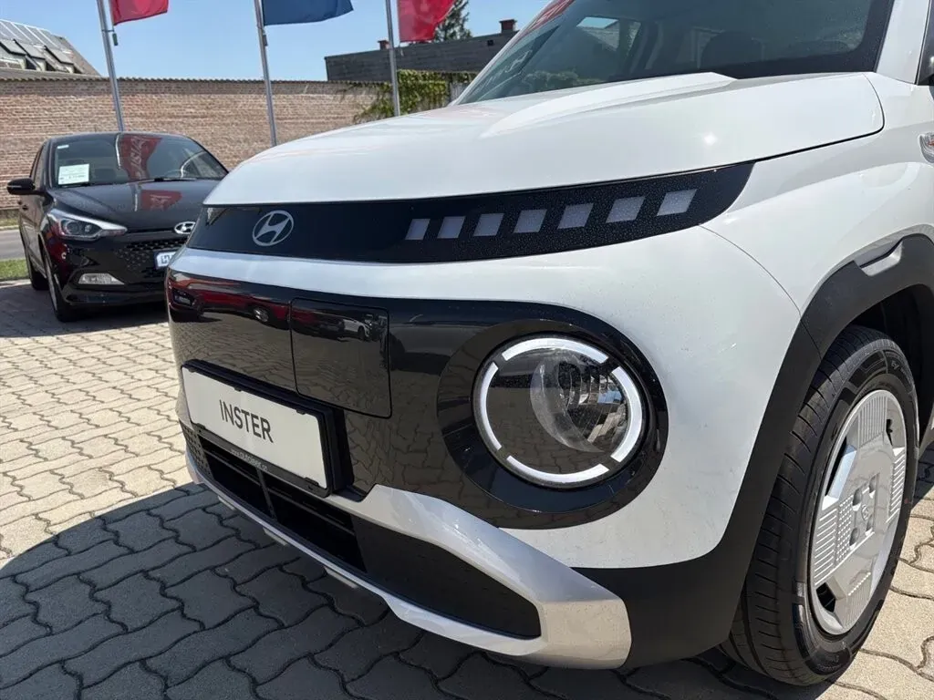 Hyundai Inster 2026 photo 3