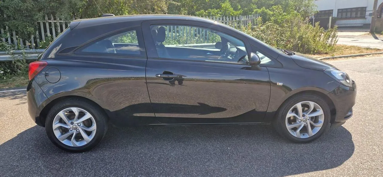 Vauxhall Corsa 2015 photo 2