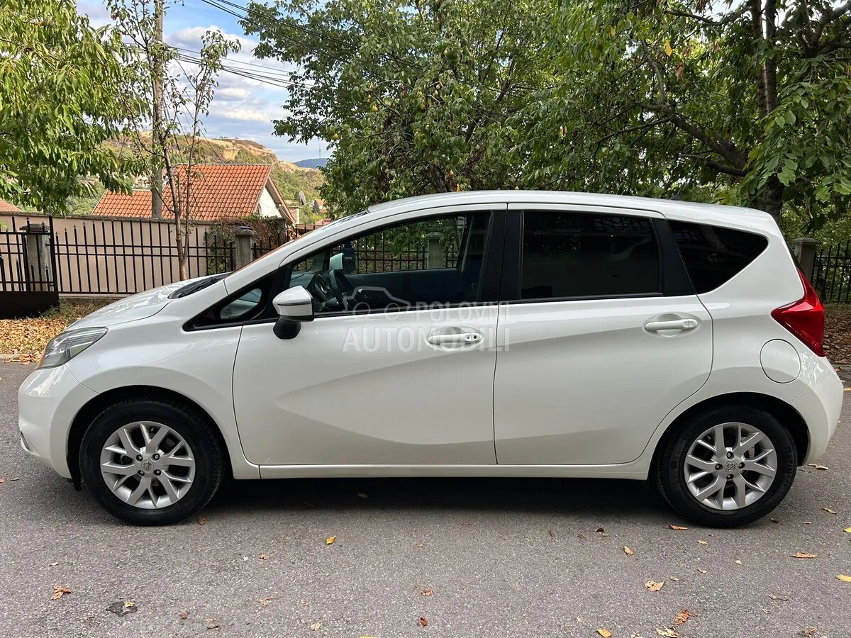 Nissan Note 2015 photo 4