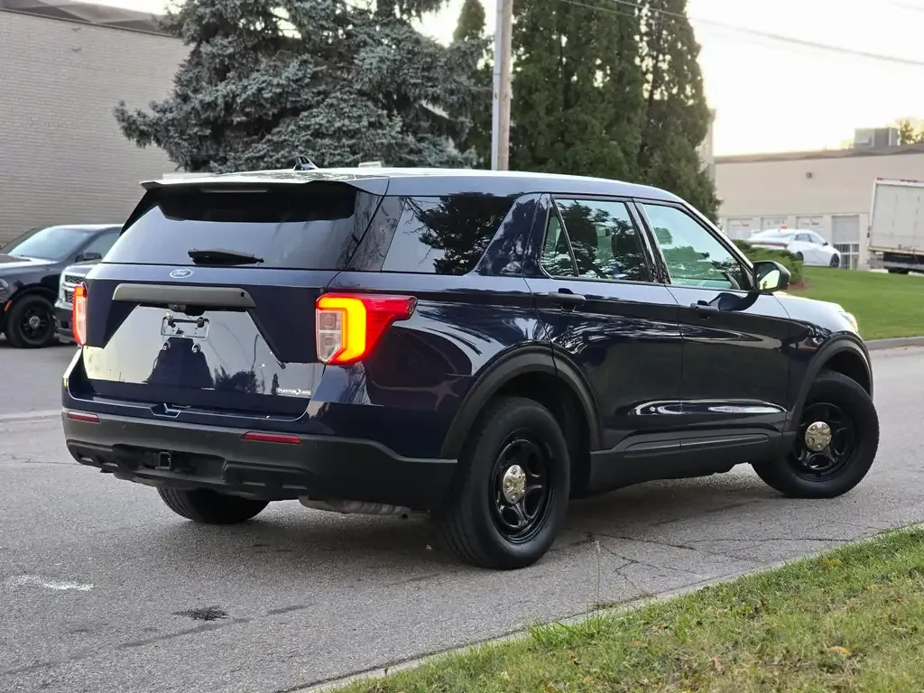 Ford Police Interceptor Utility 2020 photo 5