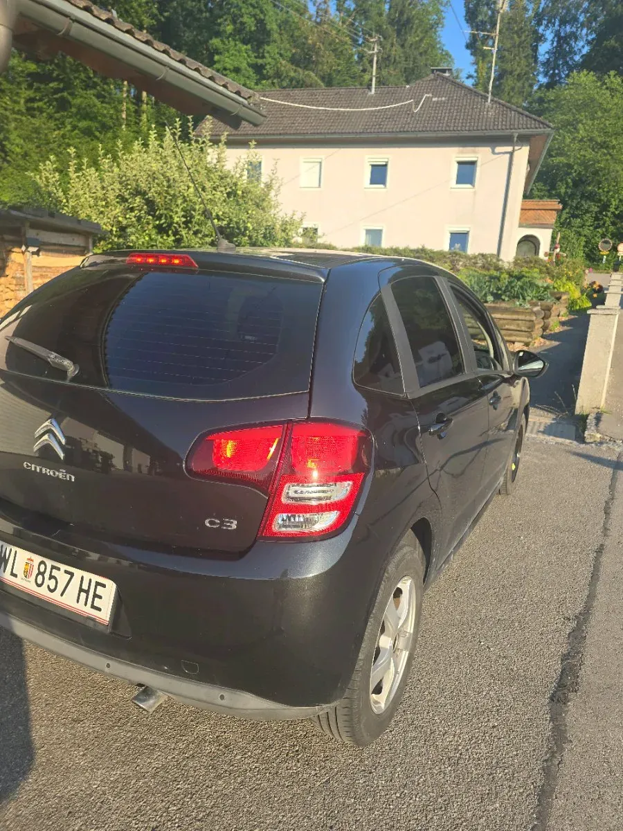 Citroen C3 2012 photo 2