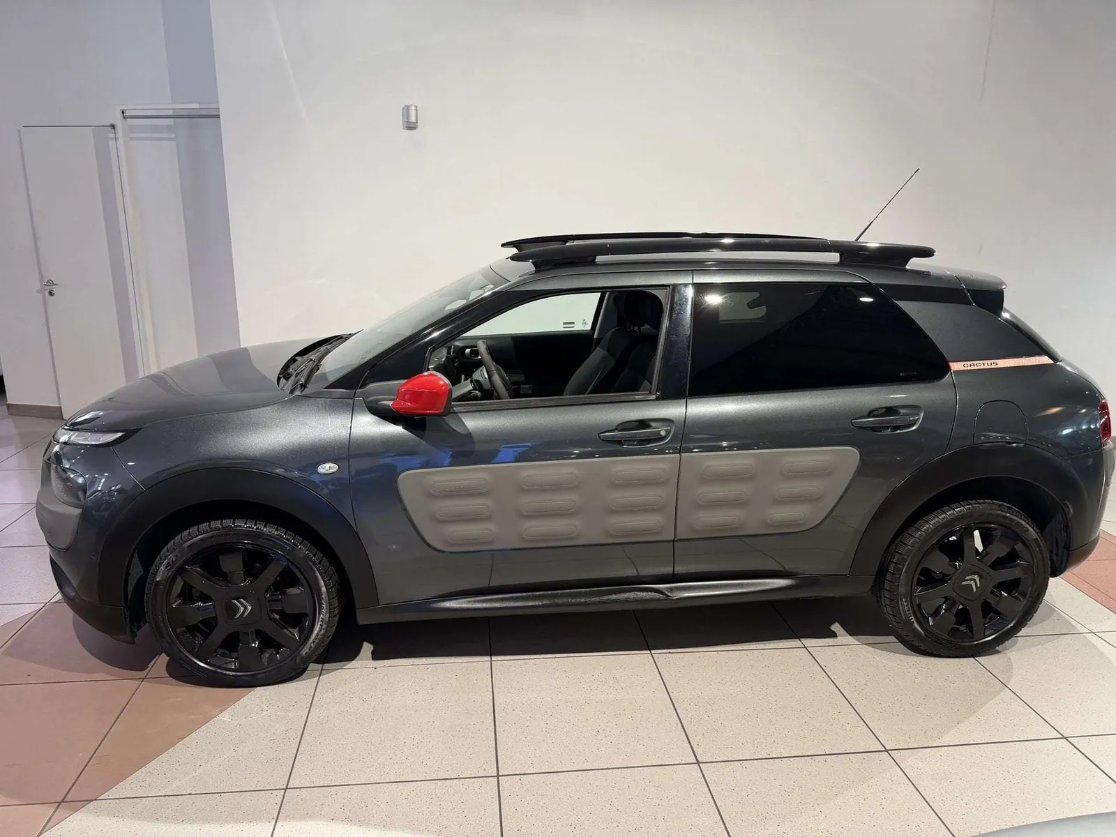Citroen C4 Cactus 2014 photo 2