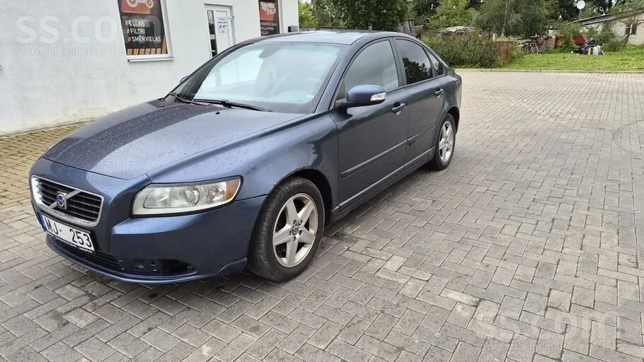 Volvo S40 2008 photo 2