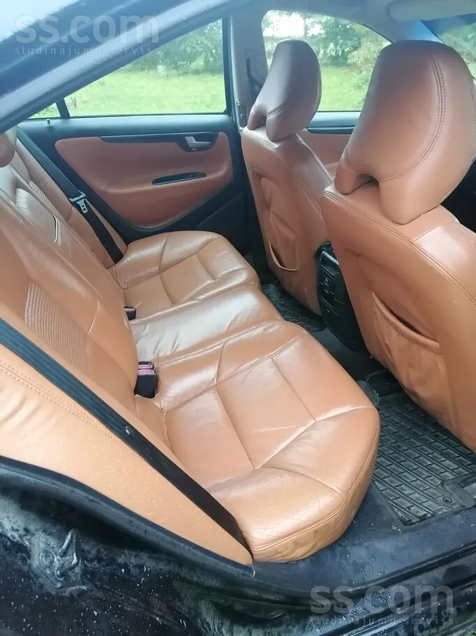 Volvo S60 2005 photo 2