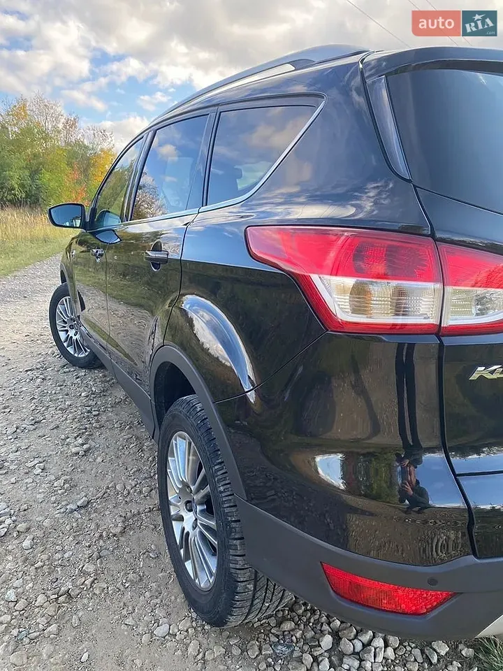 Ford Kuga 2013 photo 2