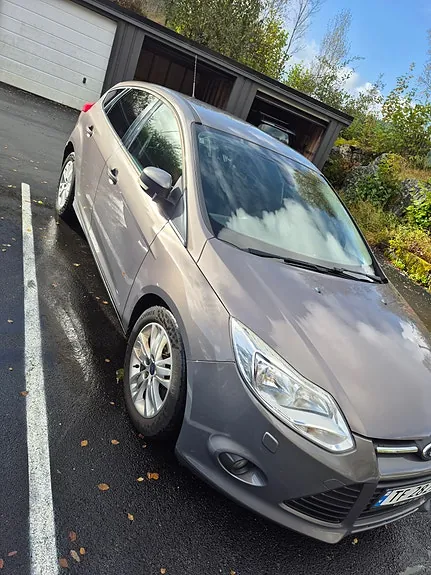 Ford Focus 2013 photo 2