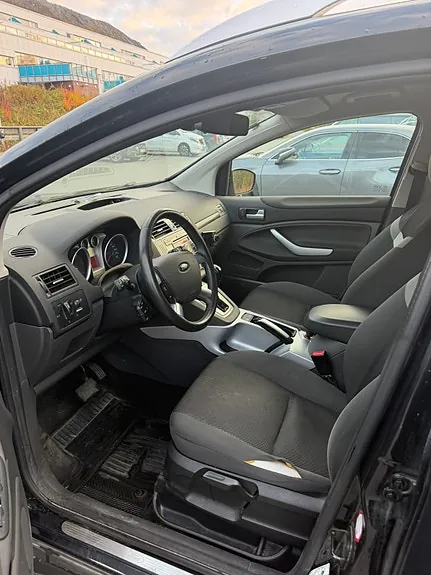 Ford Kuga 2010 photo 5