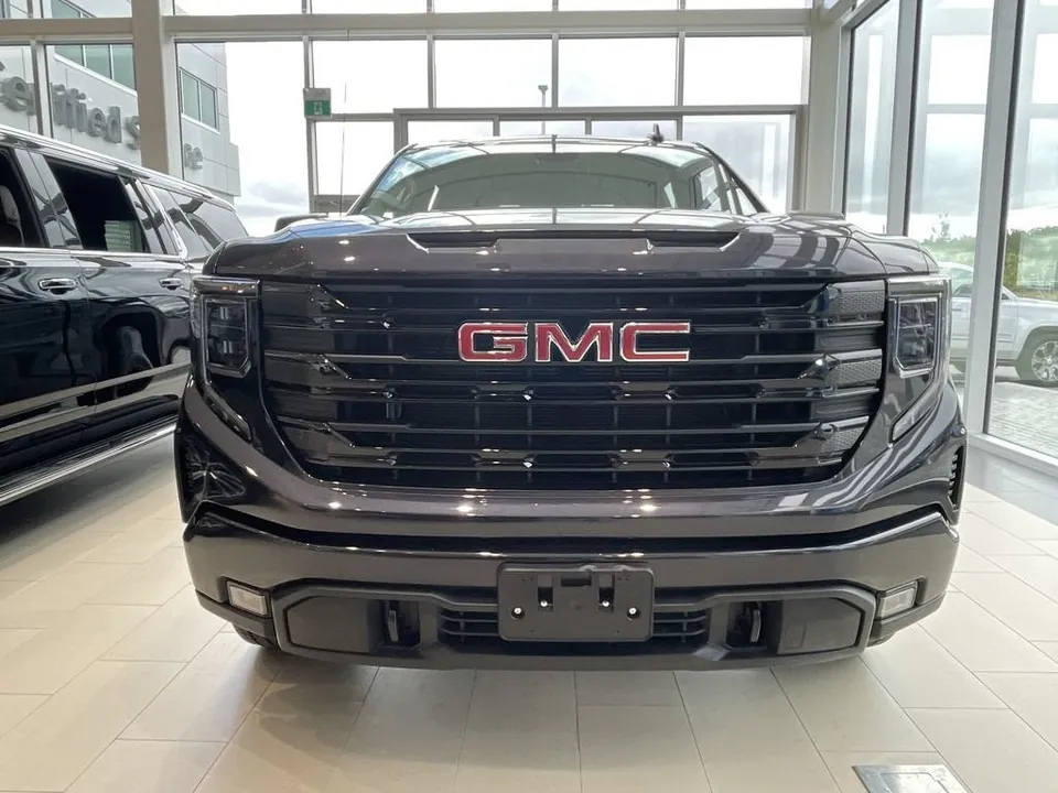 GMC Sierra 1500 2026 photo 2
