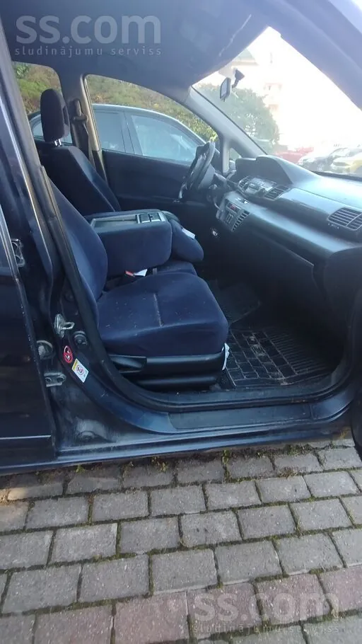 Honda Fr-V 2009 photo 3