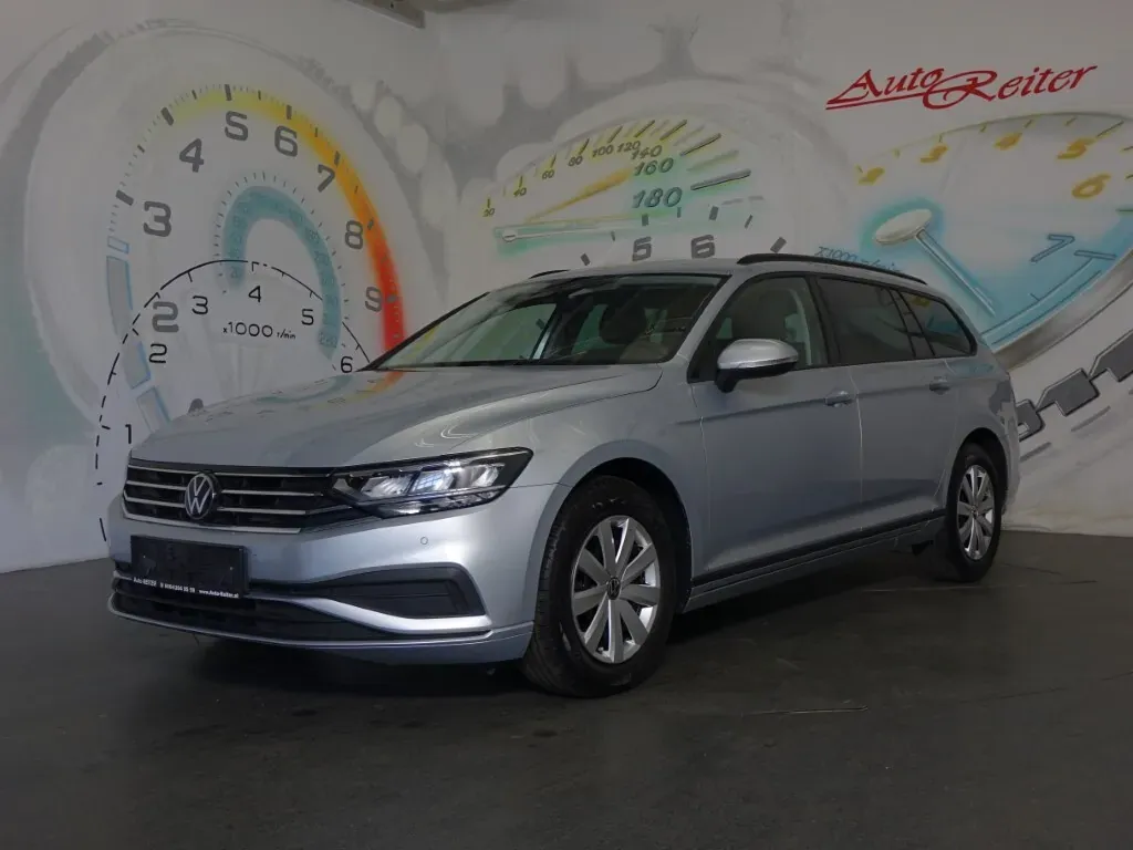 Volkswagen Passat 2023 photo 3