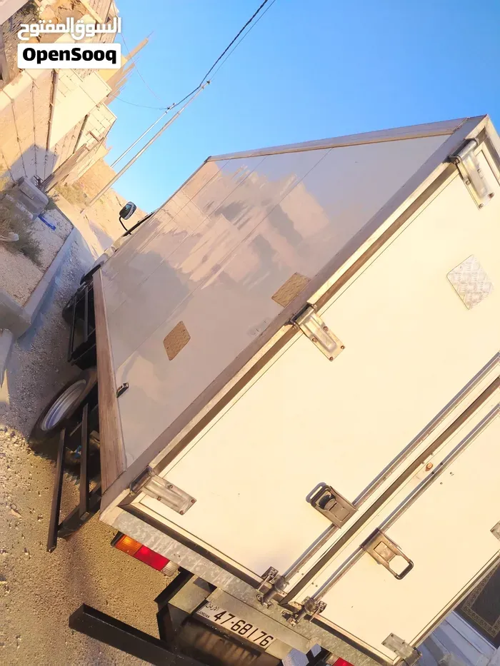 Mitsubishi Canter 2022 photo 3