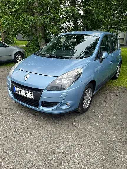 Renault Scenic 2011 photo 3