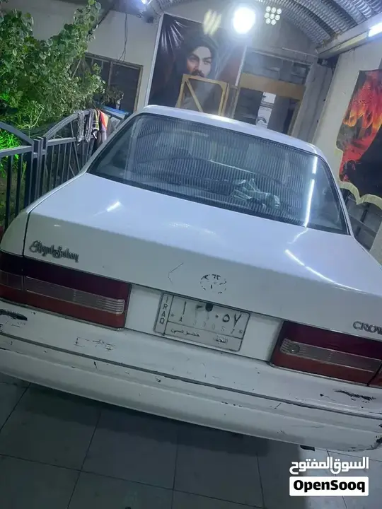 Toyota Crown 1998 photo 3