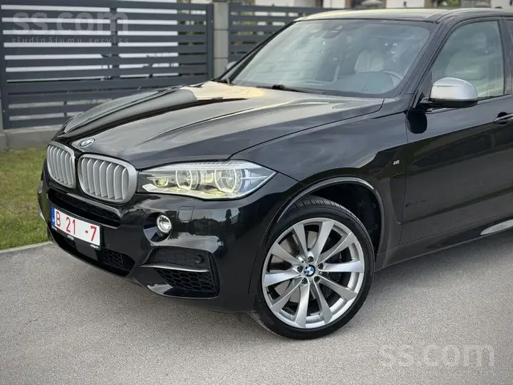 BMW X5 2013 photo 2