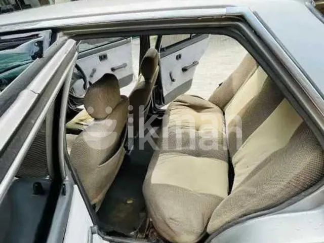 Nissan Sunny 1989 photo 5