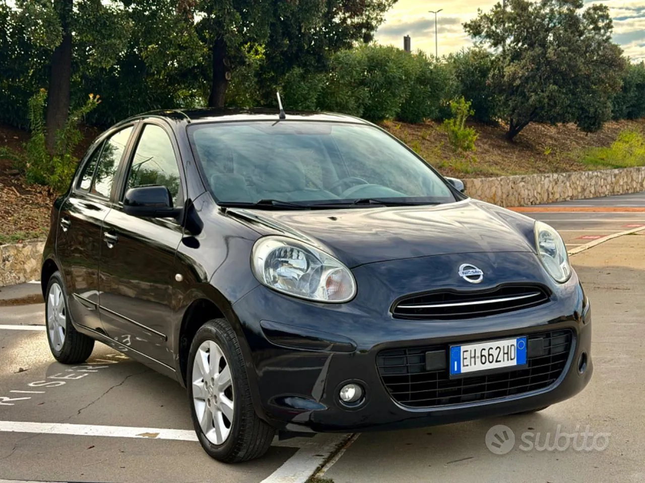 Nissan Micra 2012 photo 3
