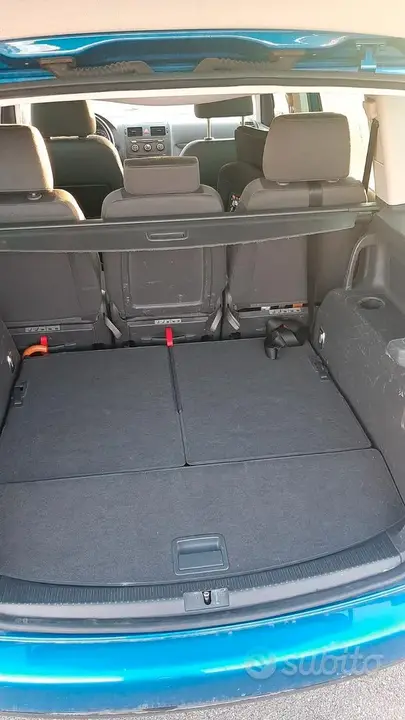 Volkswagen Touran 2003 photo 5
