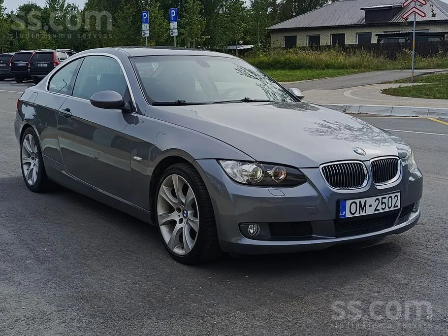 BMW 325