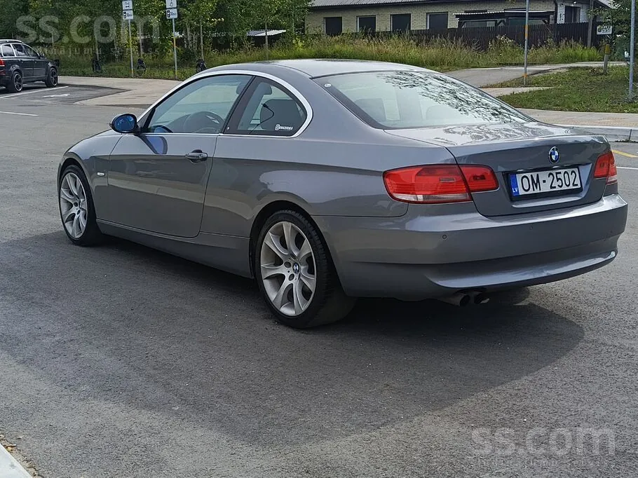 BMW 325 2006 photo 4
