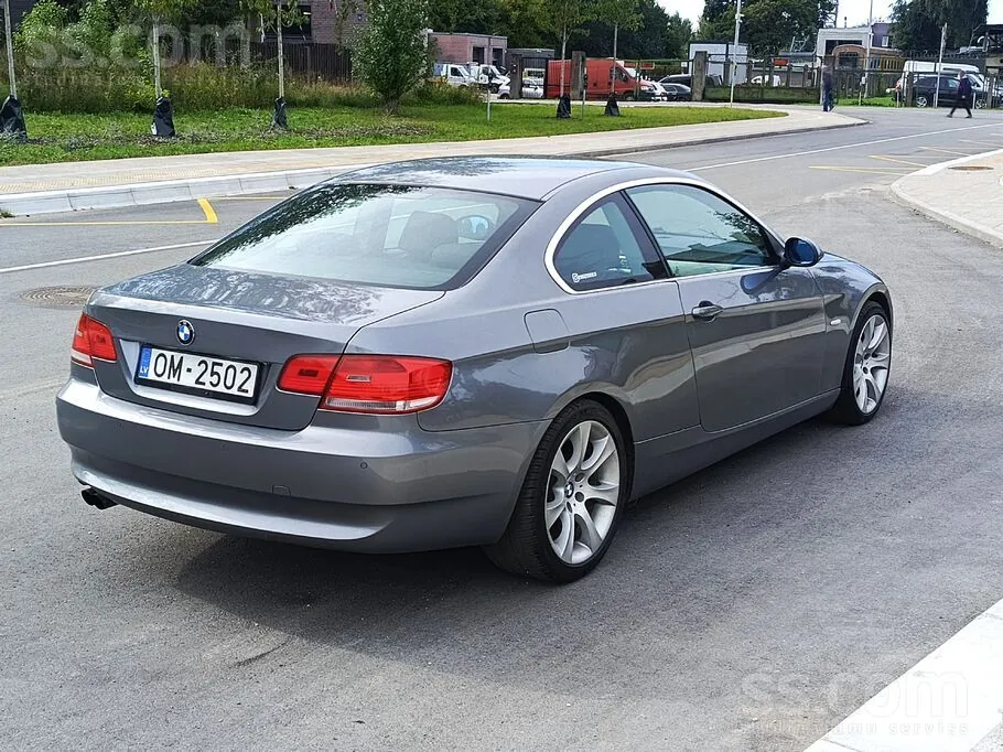 BMW 325 2006 photo 3