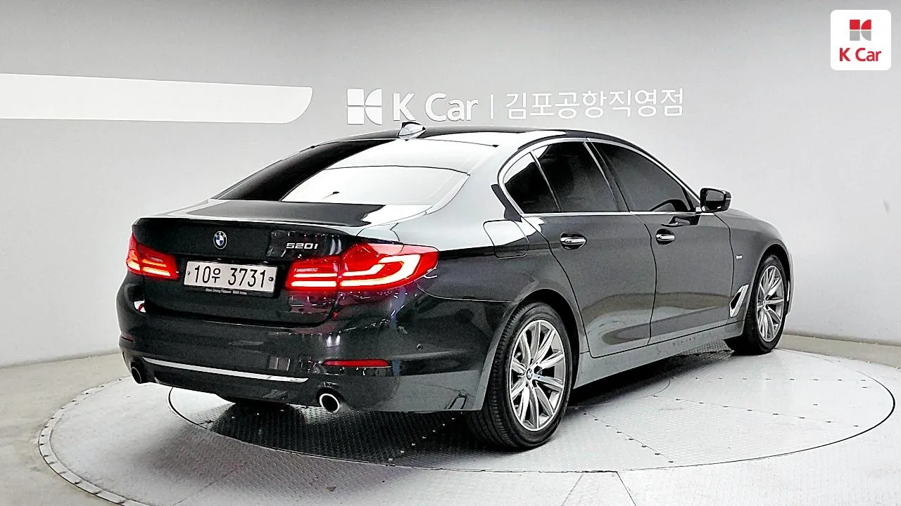 BMW 5 Series G30