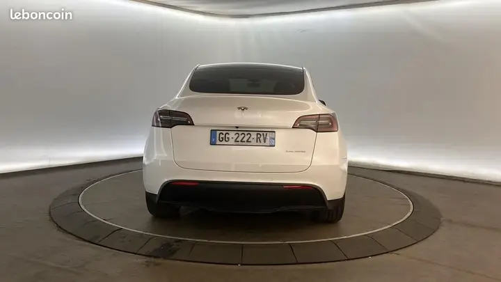 Tesla Model Y 2022 photo 5