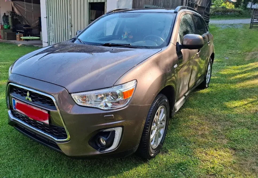 Mitsubishi Asx 2015 photo 2