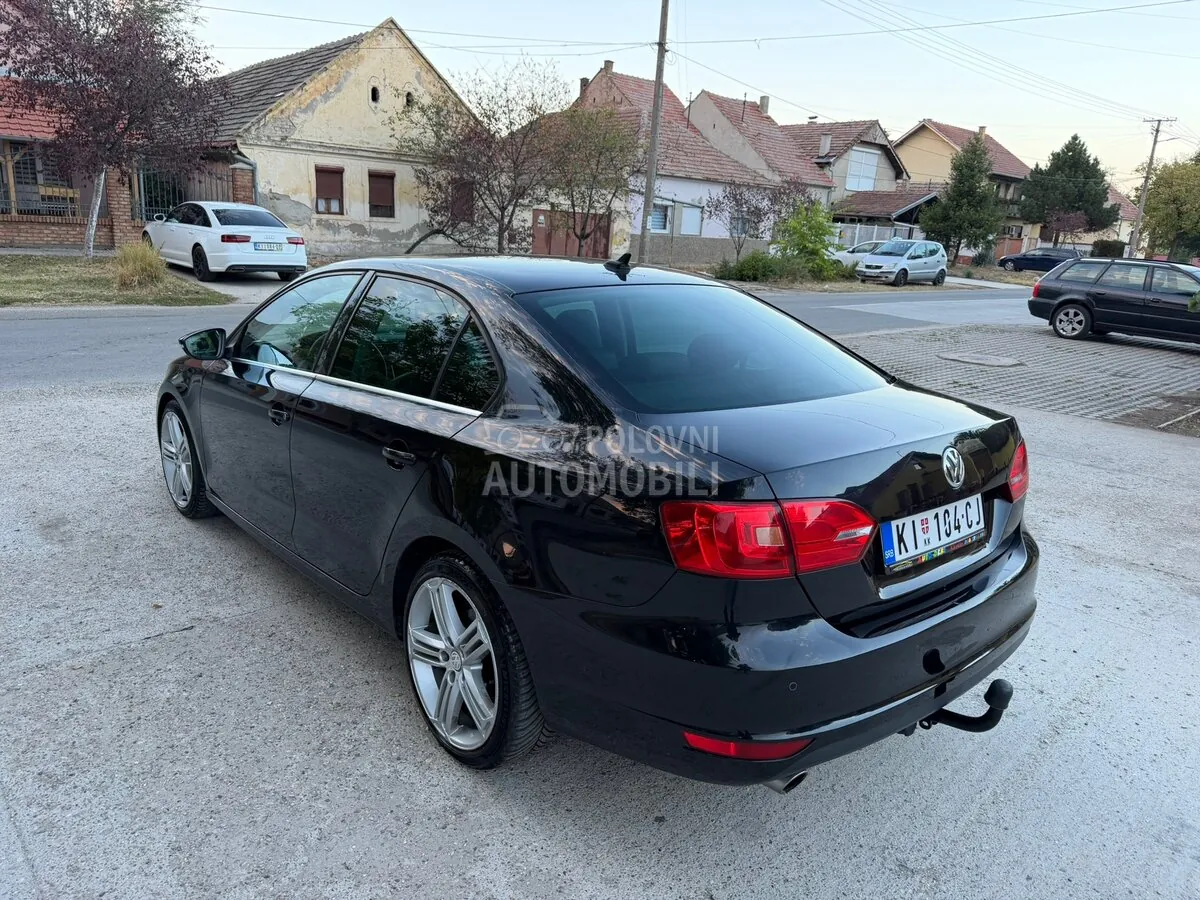 Volkswagen Jetta 2011 photo 5